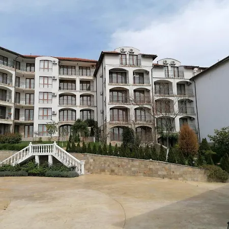 Triumph Village Apart Otel Sveti Vlas