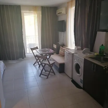Aparthotel Triumph Village Sveti Vlas