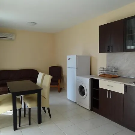 Triumph Village Apart Otel 4*